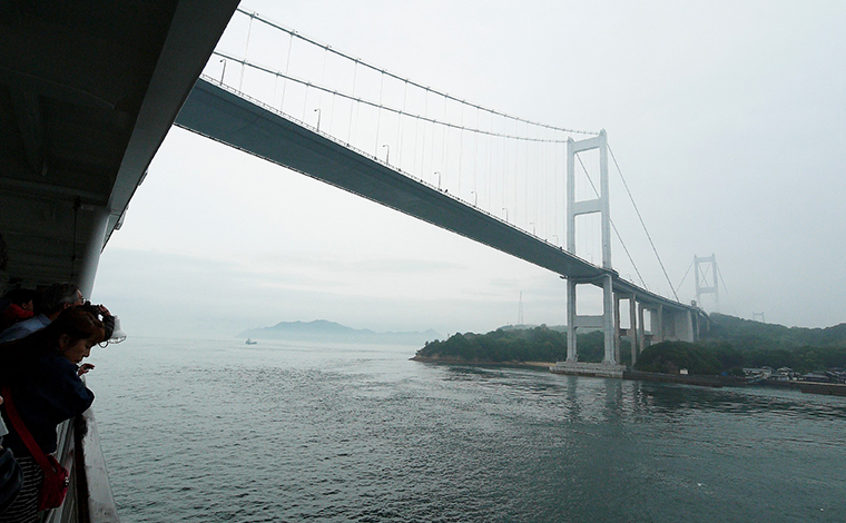 【17:30】第三の絶景ポイント「来島海峡大橋」！1